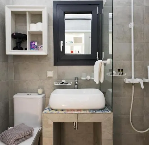 Kotronaki Skiathos Town